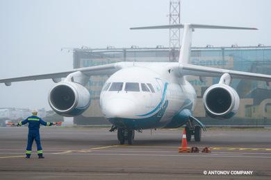 pershiy-reys-vikonav-an-148-ukrajinskoji-aviakompaniji-air-ocean-airlines
